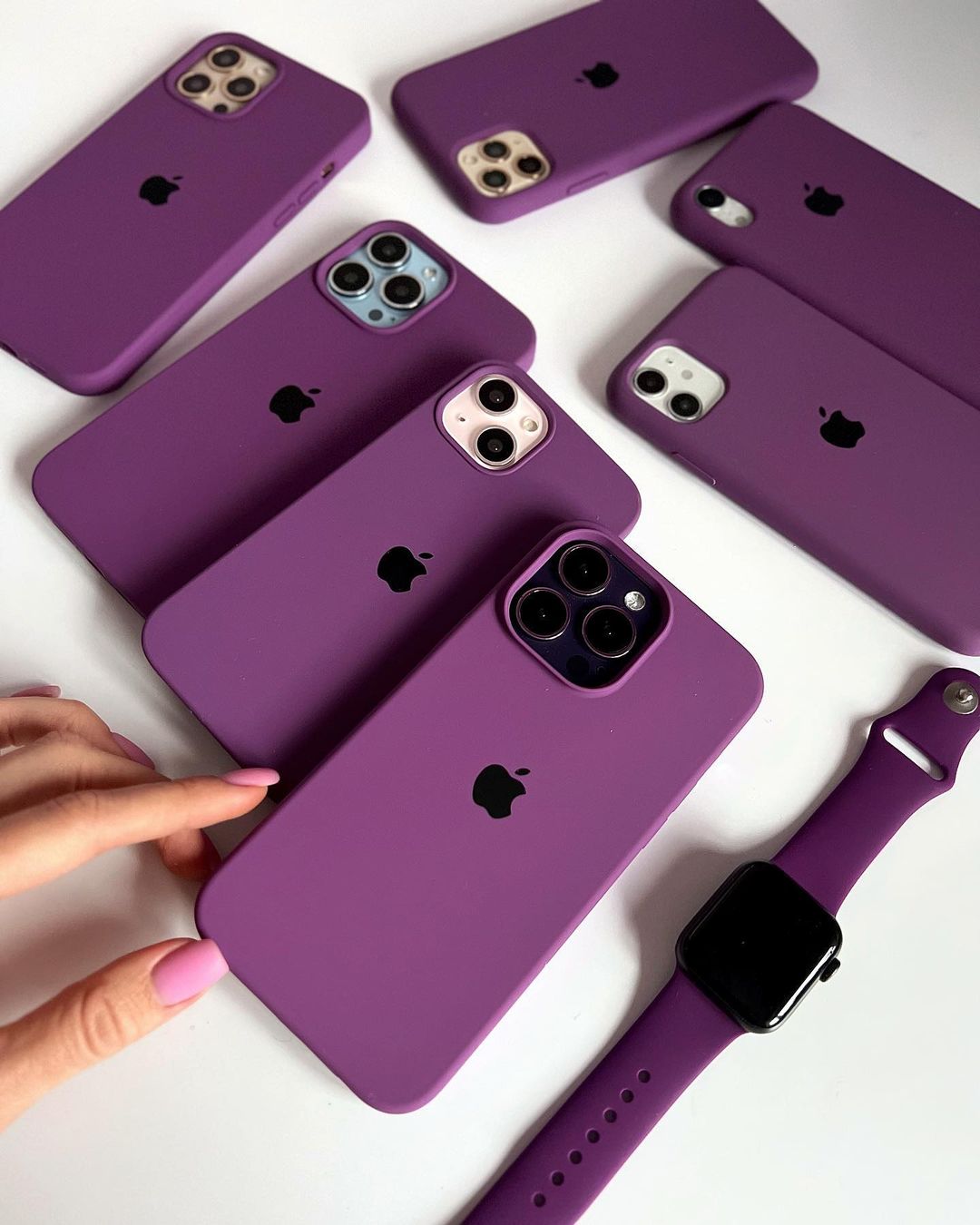 Purple iPhone Silicone Case – Sleek, Stylish Design with 360° Protection