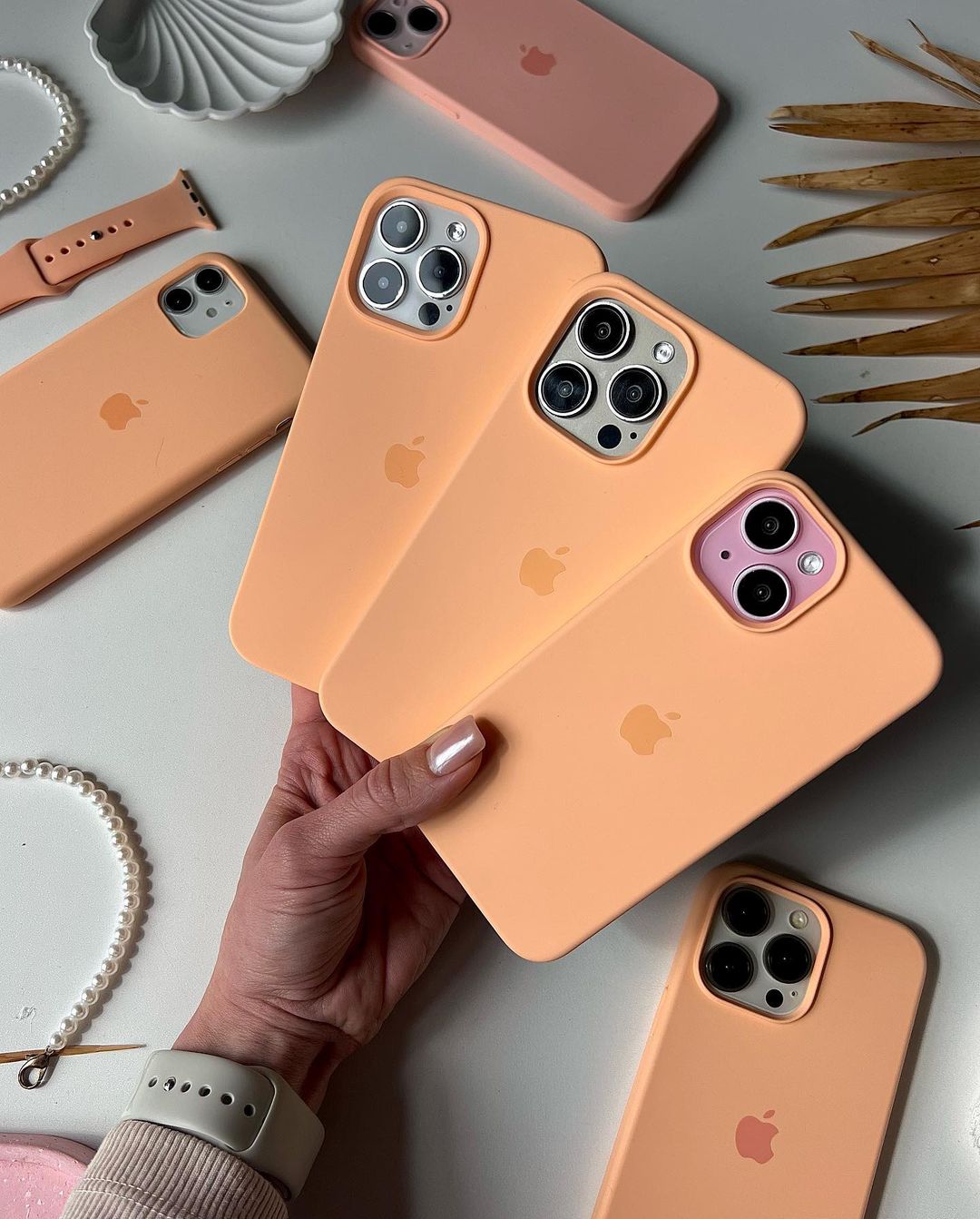 Honeydew iPhone Silicone Case – Slim, 360° Protection with Non-Slip Grip