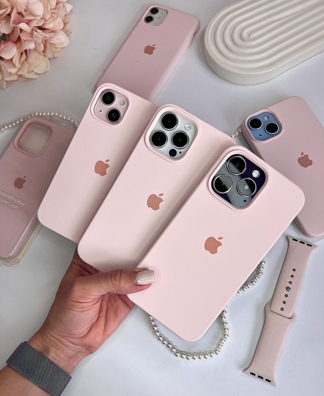 Chalk Pink iPhone Silicone Case – Slim Fit with 360° Protection & Soft Grip