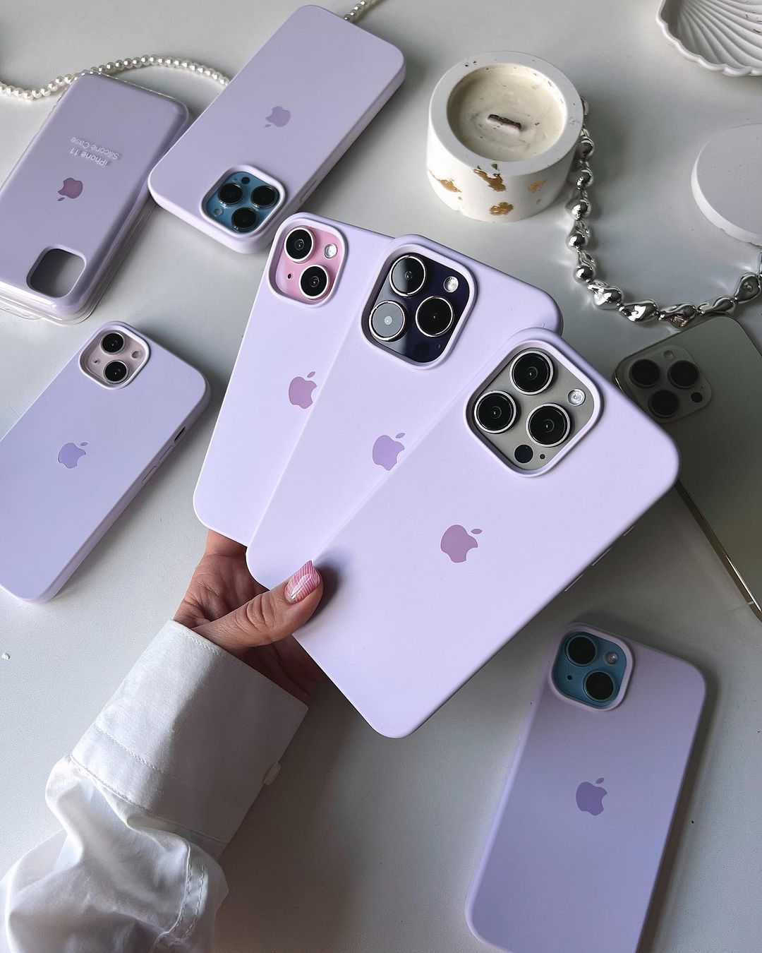 Lilac iPhone Silicone Case – Slim, Non-Slip Design with 360° Protection