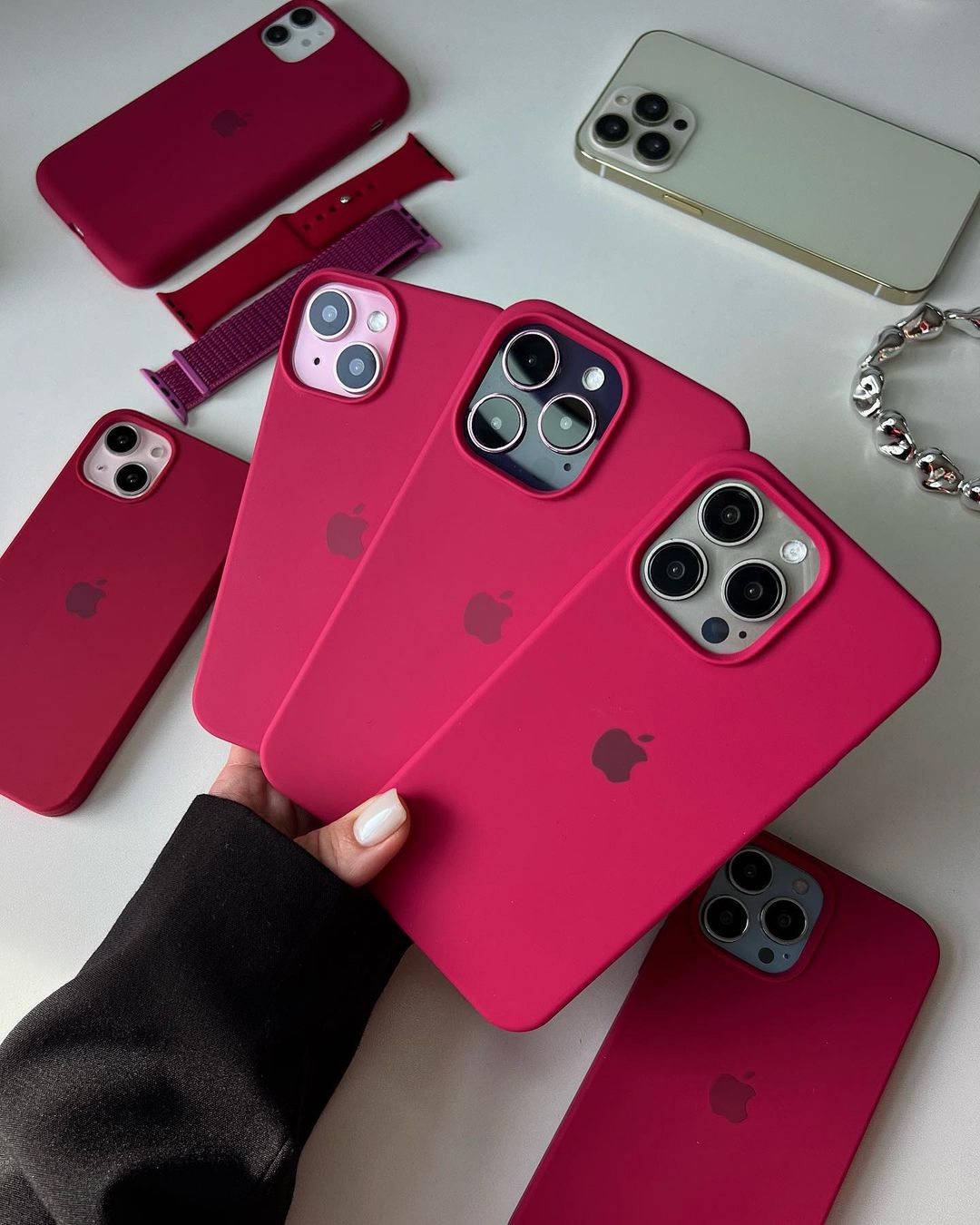 Rose Red iPhone Silicone Case – Bold, Slim & Protective Silicone Cover