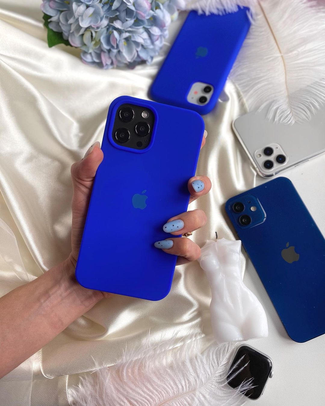 Gemstone Blue iPhone Silicone Case – Elegant, Slim Design with Full Protection