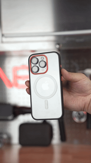 iPhone Clear Case with MagSafe – Crystal Clear Protection with Magnetic Precision