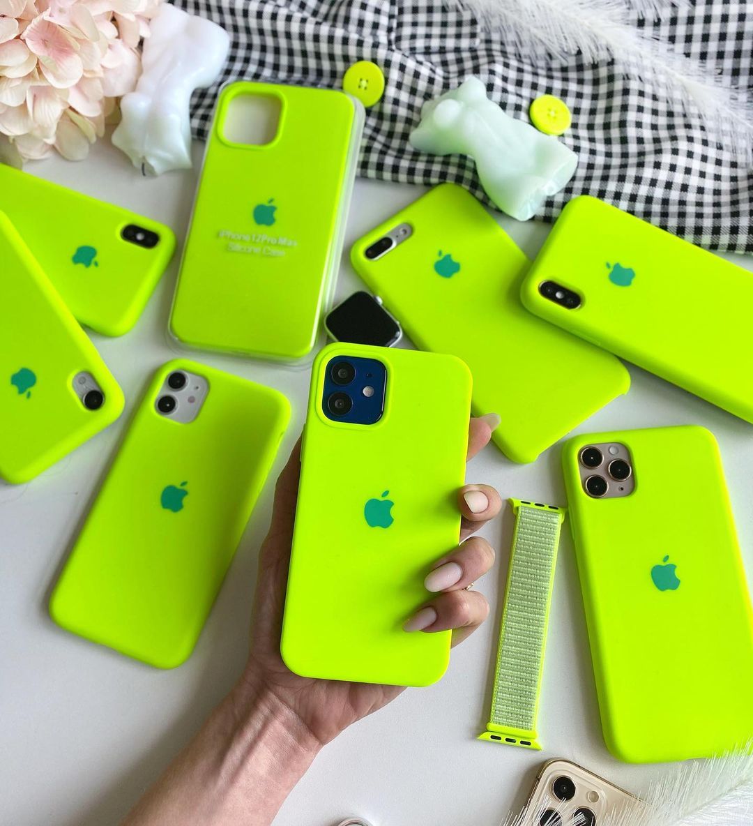 Fluorescent Green iPhone Silicone Case – Bright, Slim Fit with 360° Protection