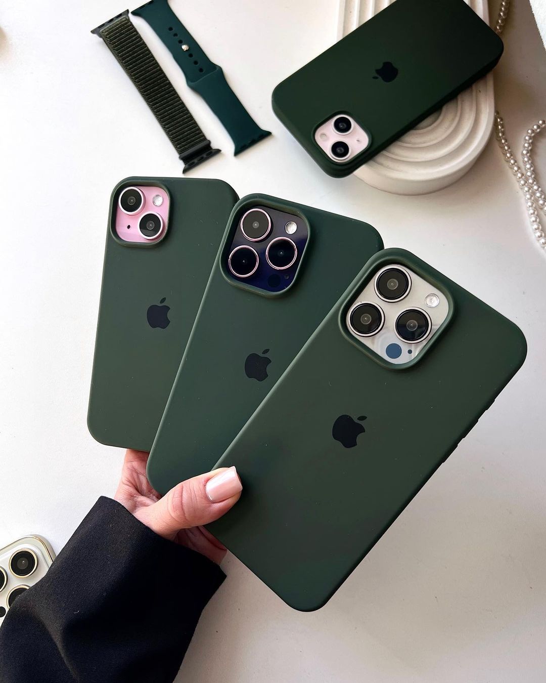 New Green iPhone Silicone Case – Fresh, Sleek Design with 360° Protection