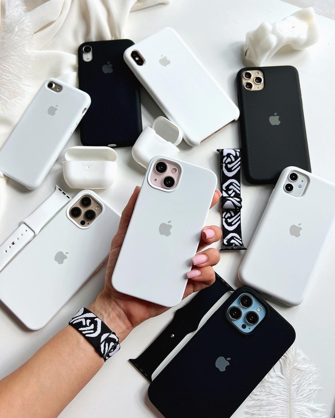 iPhone Silicone Case (White) – 360° Protection, Non-Slip Grip, Slim Design
